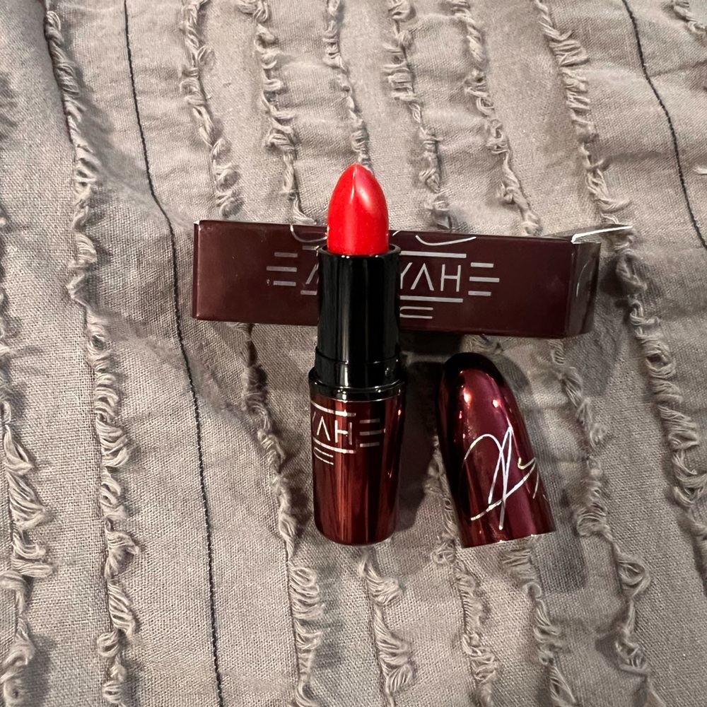 M.A.C. Makeup Aliyah Collection - Picture 5 of 15